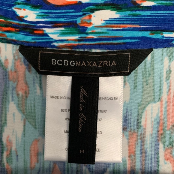 BCBG MaxAzria Top Sleeveless Top. Paint Stroke Pattern. Size Medium. - Picture 3 of 3